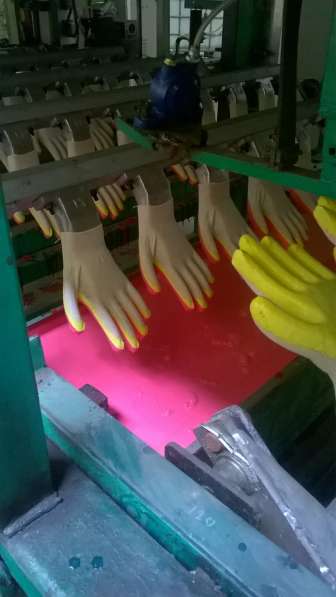 Перчаточные автоматы и рабочие перчатки в Пензе