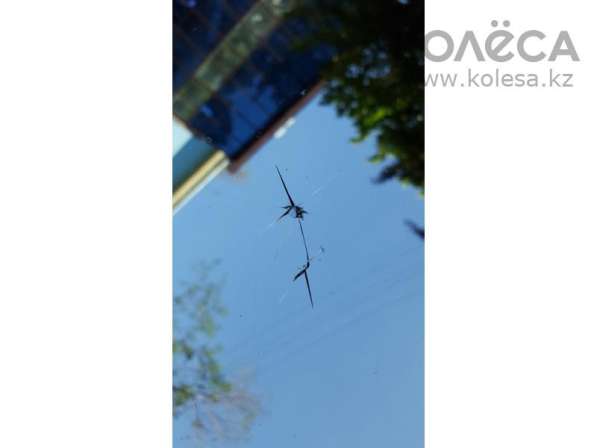 Ремонт лобовых автостекол. Сколы и трещины