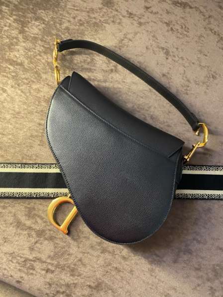 Женская сумка Dior Saddle, модель мини формата