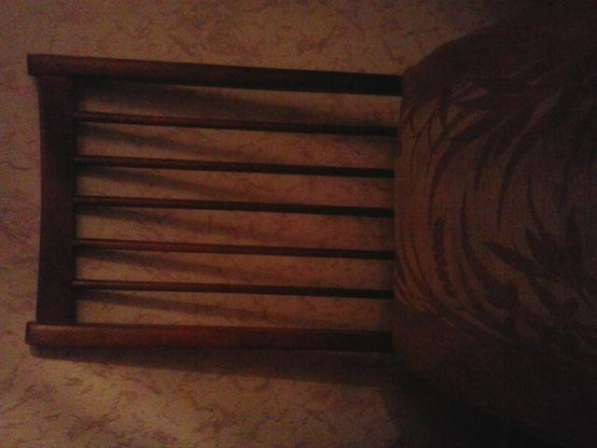 Стулья деревянные лакированные седлушки мягкие в Симферополе