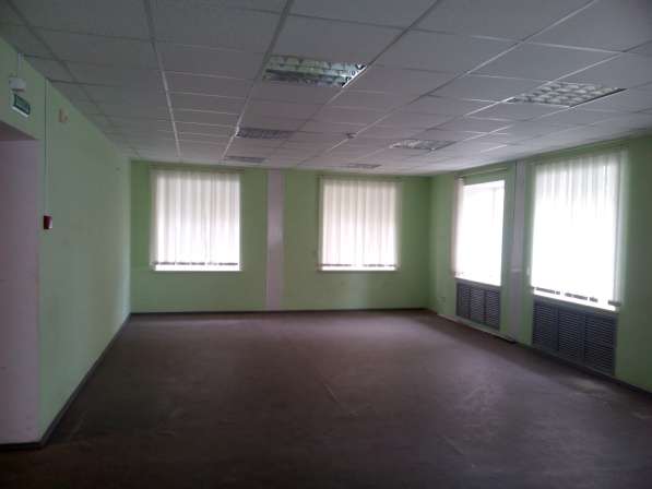 Сдам офисы от 8-60м2, цена 450 руб 1м2 (Офисный центр) в Перми фото 4