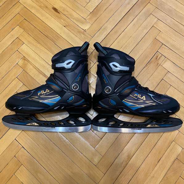 Ледовые фигурные коньки