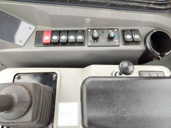 Фронтальный погрузчик XCMG ZL60GV в Верхней Салде