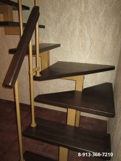Металлическая интерьерная лестница в Барнауле фото 3