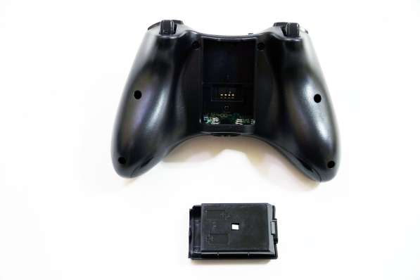 Джойстик Xbox 360 беспроводной геймпад Bluetooth в фото 4