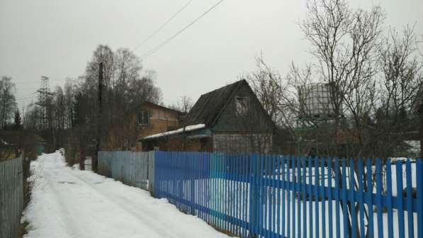 Продам участок с дачей в 6 км от города Выборга в Выборге