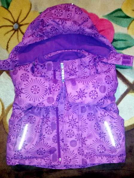 Курточка для ребёнка р-р 74-80 зима, демисезон в фото 4