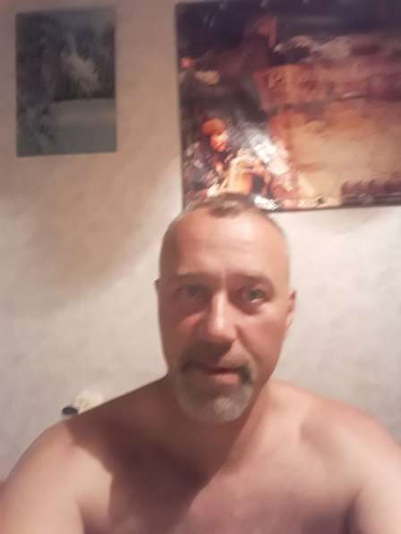 Сергей, 43 года, хочет пообщаться – Жена нашла другого человека я так одинок теперь,ищу женщину