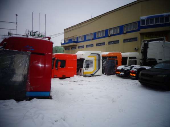 Разборка грузовых автомобилей на МКАДЕ в крупном ТЦ в Москве фото 6