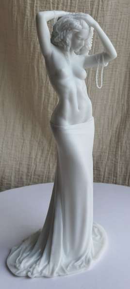 Статуэтка - Девушка Мистерия. Высота 20см в Москве