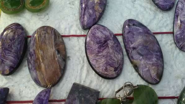 Продажа укращений, сувениров, кабашонов из цветных камней в Иркутске фото 13