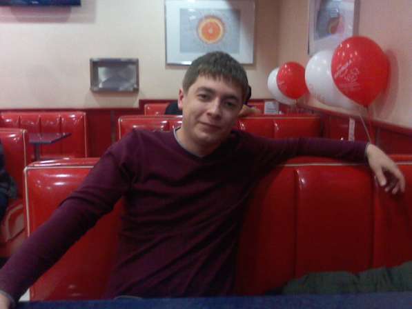 Алексей Дмитриевич, 29 лет, хочет познакомиться