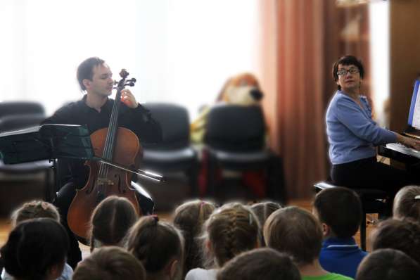Репетитор с консерваторским образованием даёт уроки музыки в Москве