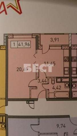 Продам однокомнатную квартиру в Москве. Этаж 32. Дом монолитный. Есть балкон.