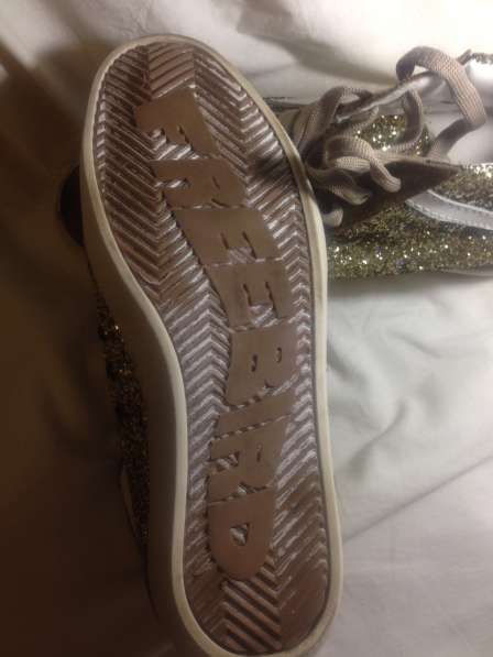 Кроссовки-ботинки замшевые с золотистым напылением в Москве фото 6