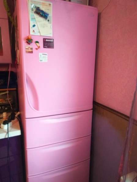 Холодильник Шарп (Япония) в Владивостоке фото 3