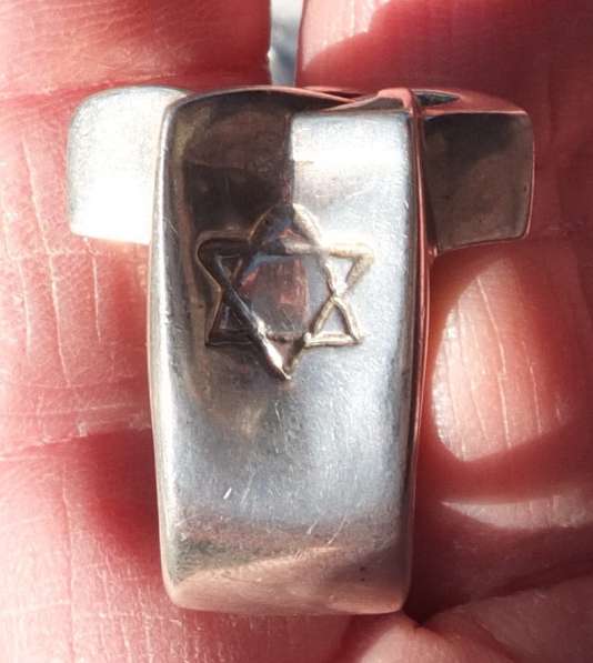 Серебряный перстень иудаика, камень муассанит полкарата