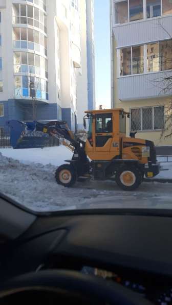 Уборка и вывоз снега. Аренда услуги спецтехники в Екатеринбурге фото 6