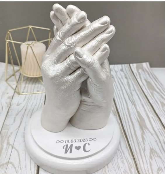 Шоу программа «Создание скульптуры рук»