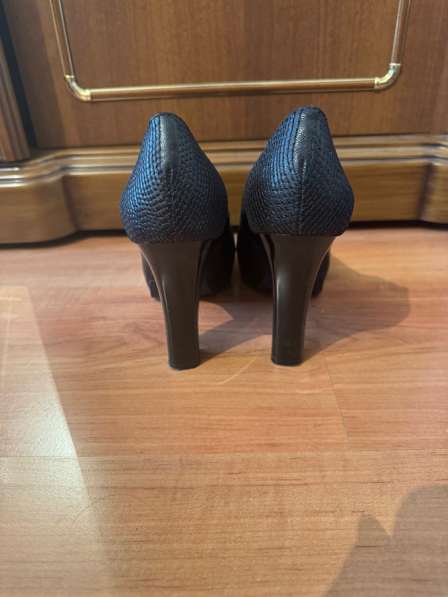 Итальянский туфли новое в Москве