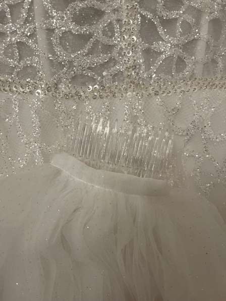 Свадебное платье с фатой в Москве