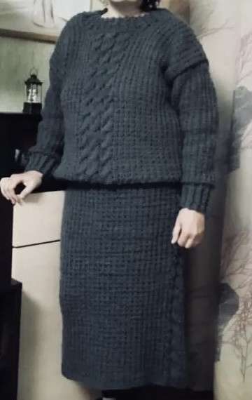 Женский костюм ручной работы