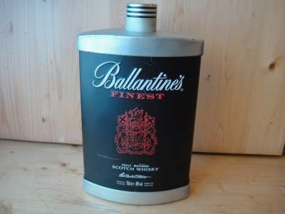 Тубус - бутылка Ballantines