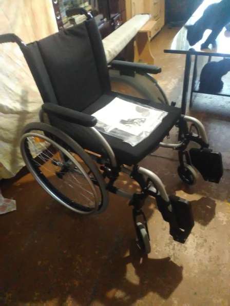 Инвалидная коляска. новая