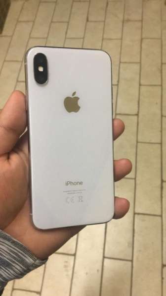 Продаю iPhone X в Звенигороде