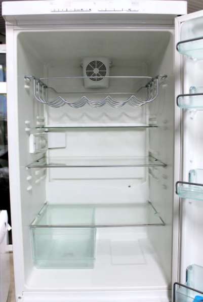 Двухкамерный холодильник Miele KFN 8862 SD в Владимире