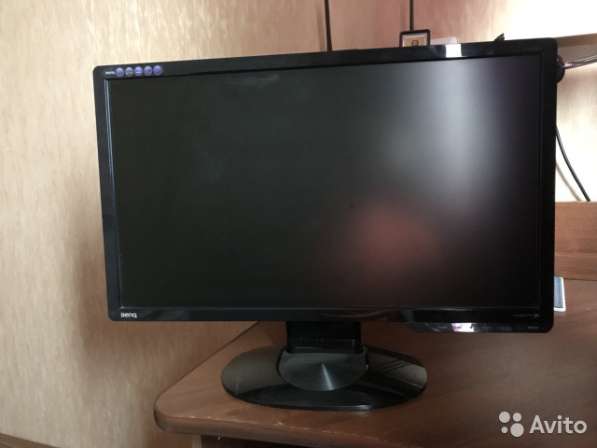 SAMSUNG S24D300H