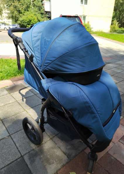 Прогулочная коляска складная