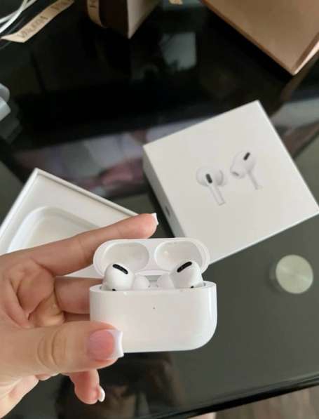 AirPods 3