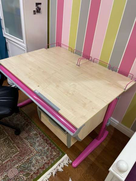 Продам стол для школьника в Москве фото 9