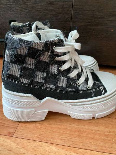 Выгодные кроссовки