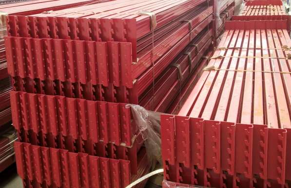 Фронтальная балка стеллажа 2700х135х1,2 мм