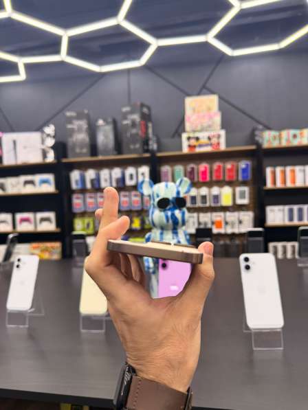 IPhone 16 pro 256 в Москве
