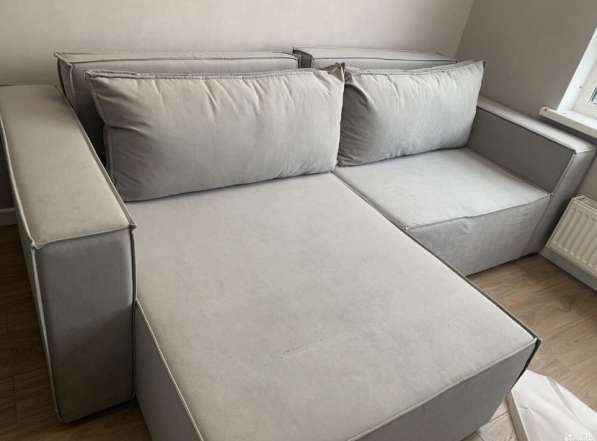 Диван-кровать угловой