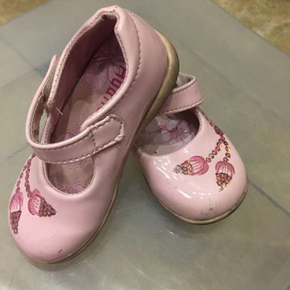 Продам детскую обувь для девочки 24 размер в Новосибирске