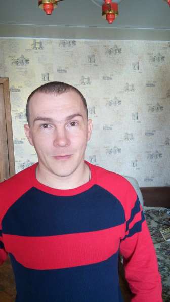 Владимир, 34 года, хочет пообщаться