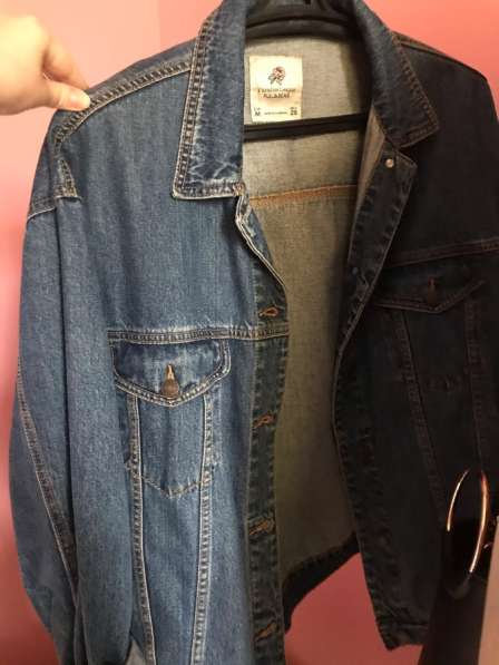 Джинсовая куртка