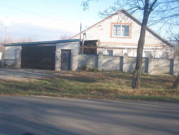 Дом в п. Глубокий Ростовской области
