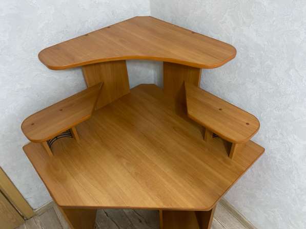 Компьютерный стол в Новотроицке