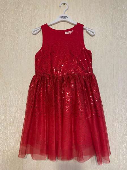 Платье для девочки нарядное