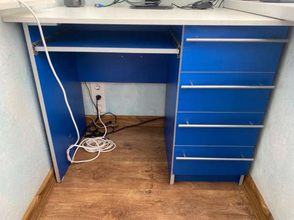 Письменный стол б/у в Армавире