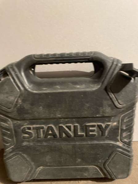 Нейлер Stanley