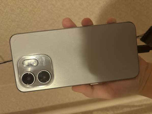 Продам телефон