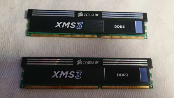 Оперативная память Corsair XMS3 CMX8GX3M2A1600C9