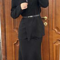 Черный костюм, в Грозном