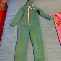 Комбинезон на девочку, в Волгограде
